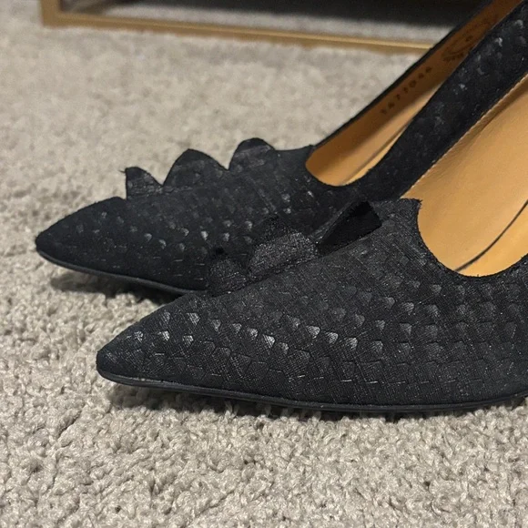 RARE, John Fluevog “Polly” Textured Black Spike Heels, Size 9